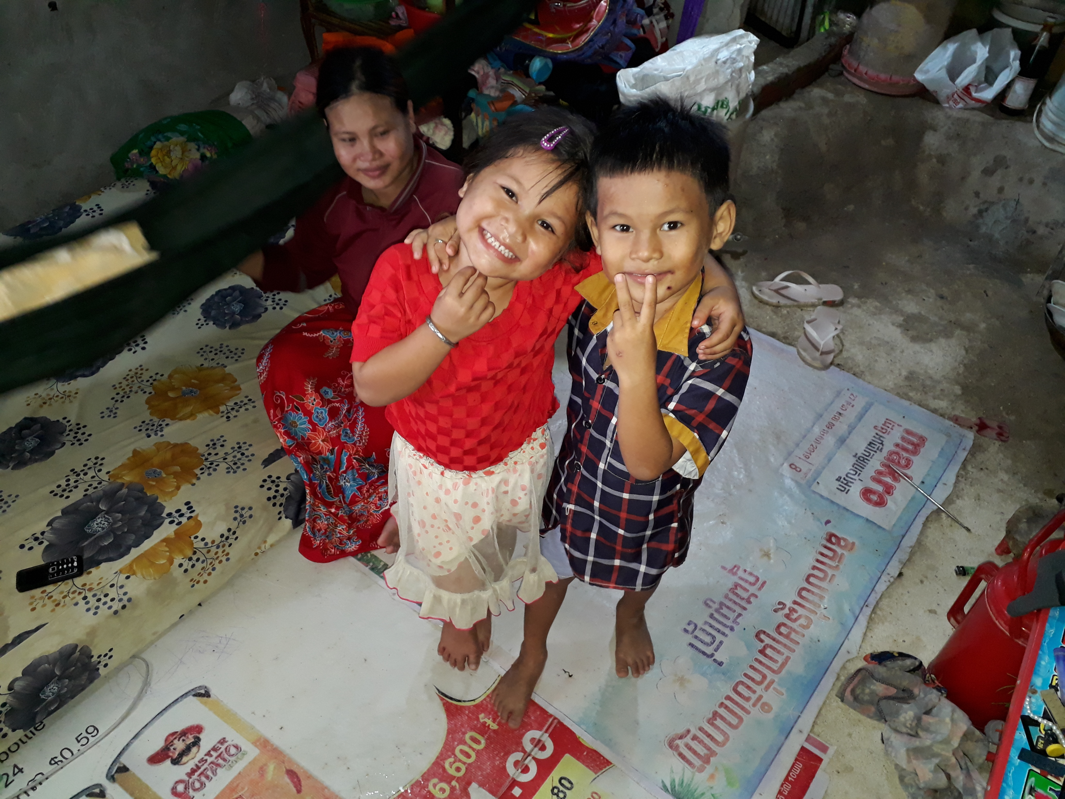 Seit 7 Jahren unterstützen wir die Geschwister Ponlea und Puthi – wir sind stolz, wie sich die beiden entwickeln