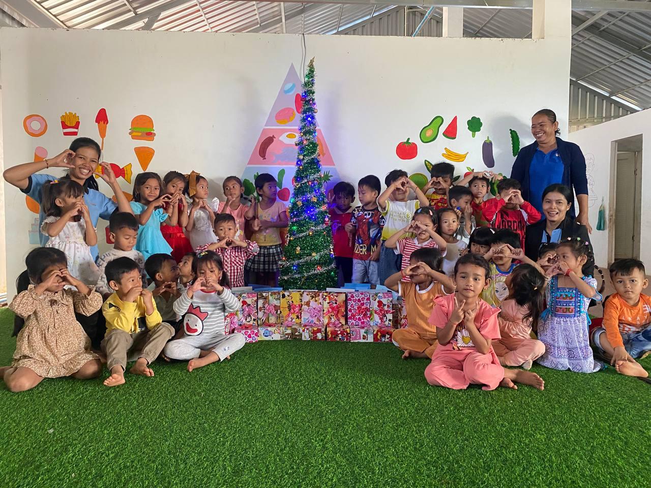 Weihnachtsfeier im Kindergarten - dank einer Spende
